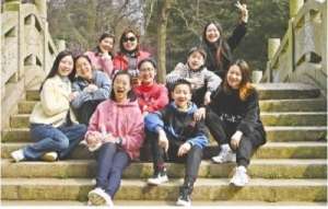 李可心(因孩子上幼儿园结缘 12年来处得像一家人)