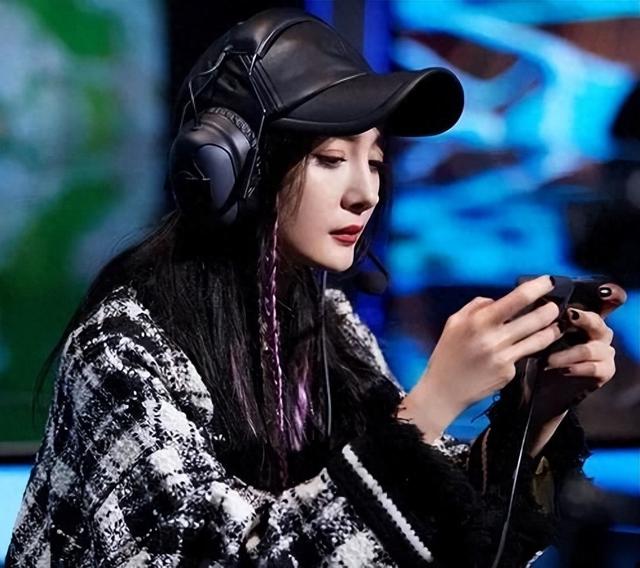 王者荣耀：沈腾和天赐开黑，主动放弃本命安琪拉，就是想赢一把