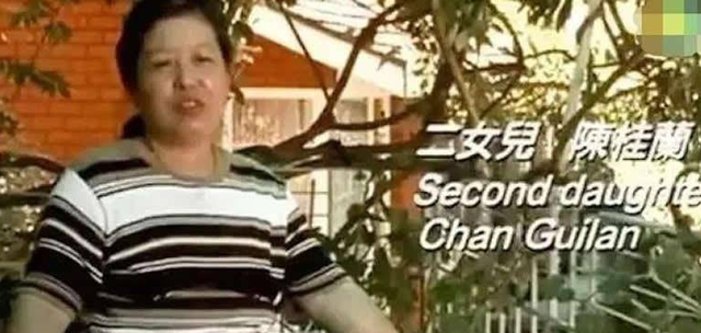 成龙原名陈港生,为何儿子姓房?这其中又有怎样的故事?