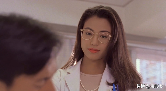 票房仅300万，王晶这部港片，因剧情大胆，删减5分钟才上映