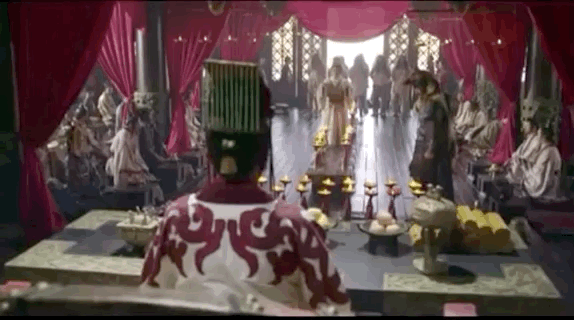 被搁五年的《谋圣鬼谷子》，韩国首播口碑爆棚，段奕宏和戚薇太虐