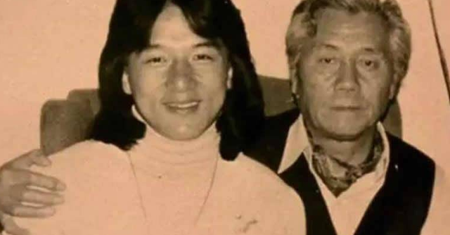 成龙原名陈港生,为何儿子姓房?这其中又有怎样的故事?