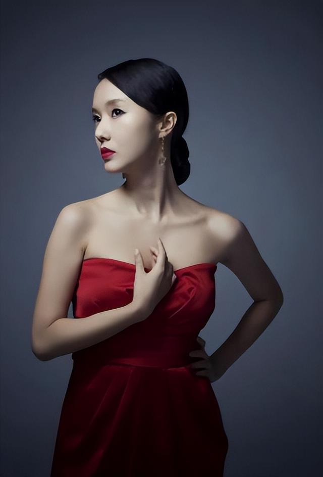 韩流鼻祖李贞贤曾火爆亚洲,鸟叔都为她伴舞,可惜因一句话被封杀