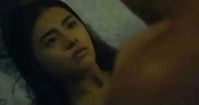 经典香港大尺度“三级片”《花街柳巷》，内容引起深思。值得一看