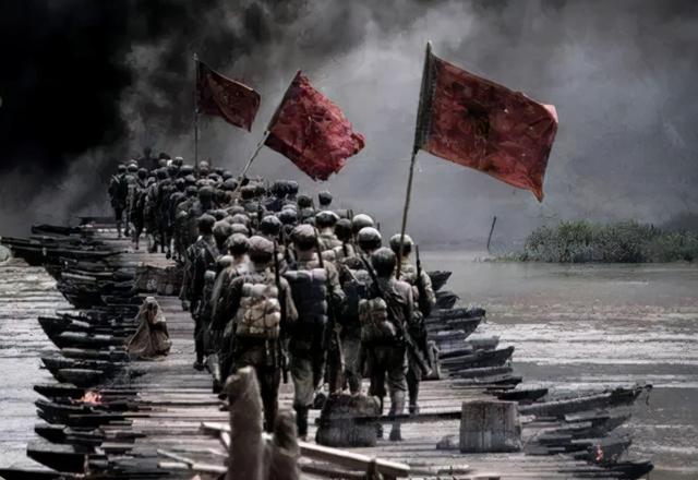 1943年八路军政委秦光重伤，心生一计倒地装死，成功躲避日寇搜查