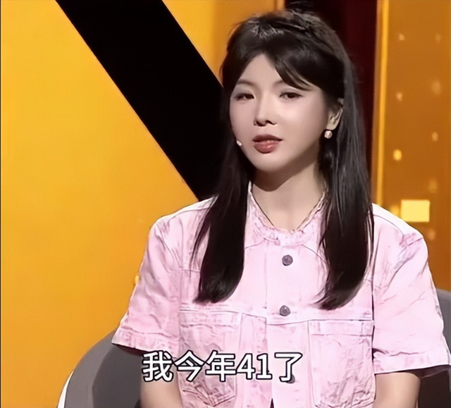19岁小伙恋上39岁单亲妈妈,将女友宠成宝,还没结婚都怀上二胎了