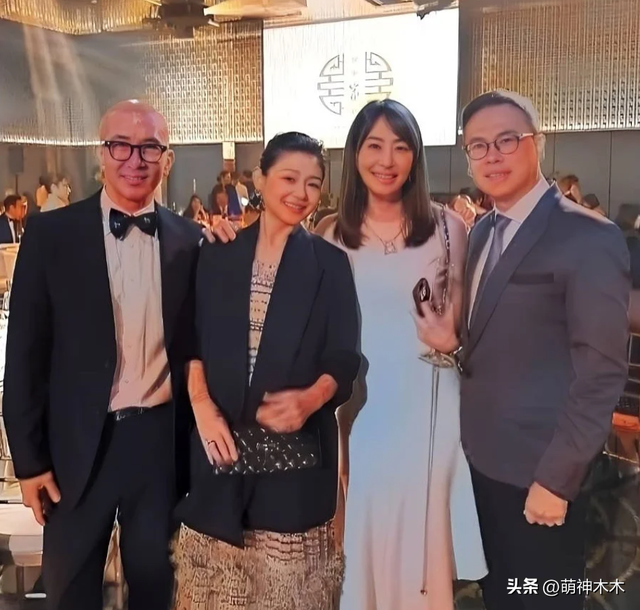 贾永婕发文还原大S临终场面:具俊晔痛哭吻别妻子,大S像睡着一样