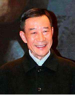 李雪健说话(李雪健：反腐败就是将脑袋别在裤腰带上，蹚出的一条血路)