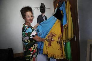 59岁“北漂”女鼓手:为自己活一回