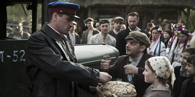 《沃伦》：将人间变成地狱的原因，恰恰是人们试图将其变成天堂