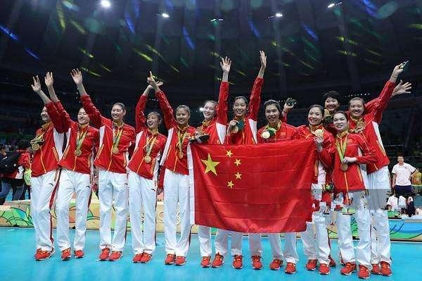 戏剧逆袭!女排最美高材生,成“中国国际超模”,嫁40岁富豪老公