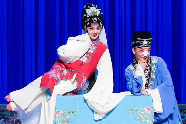 “2023年优秀剧（节）目陪你过大年” ——《传统经典折子戏专场》