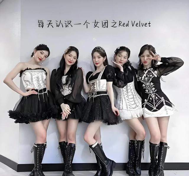 韩国十大女团巅峰对决！颜值一流，身材火辣，谁是你心中的NO.1？