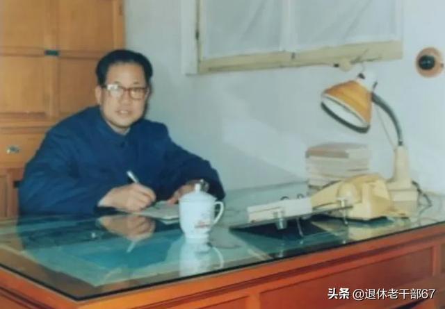 乡村纪实:母亲的情人,是大队部卫生室的黄医生