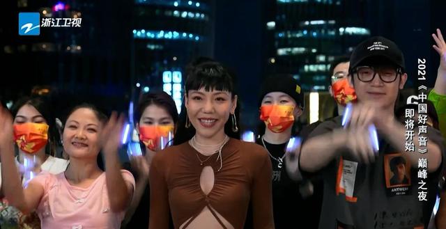 《2021中国好声音》冠军伍珂玥，华少2次报错票，汪峰破音砸招牌