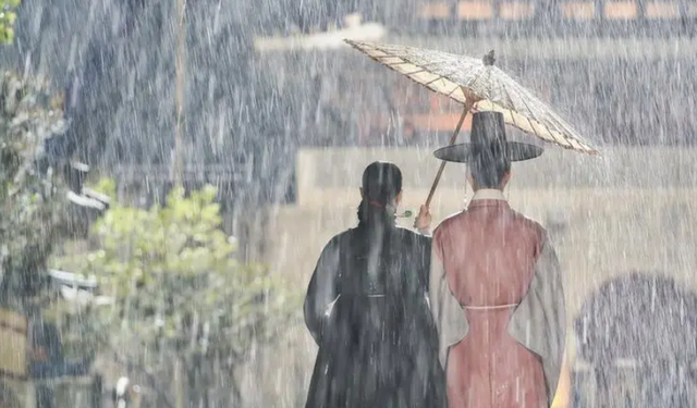 令人泪流成河的韩剧《王后伞下》