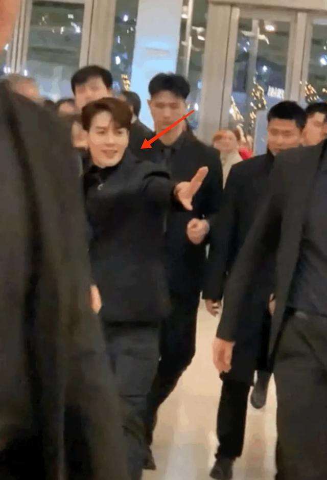 被身高耽误的6大男星：王嘉尔凭才艺出圈，张国荣成一代经典