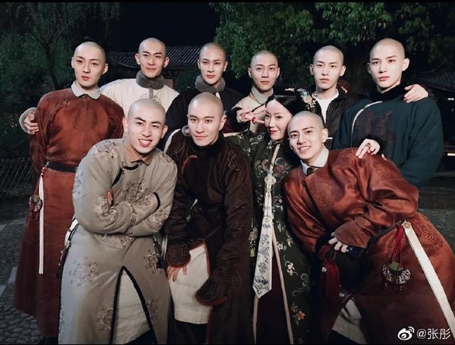 42岁张彤近况，接连两部新剧来袭，生活照颜值太高