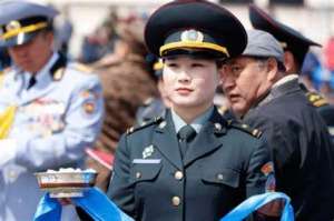 制服av(哪个亚洲国家的女兵最妖艳？不要被日本AV女星的征兵广告欺骗了)