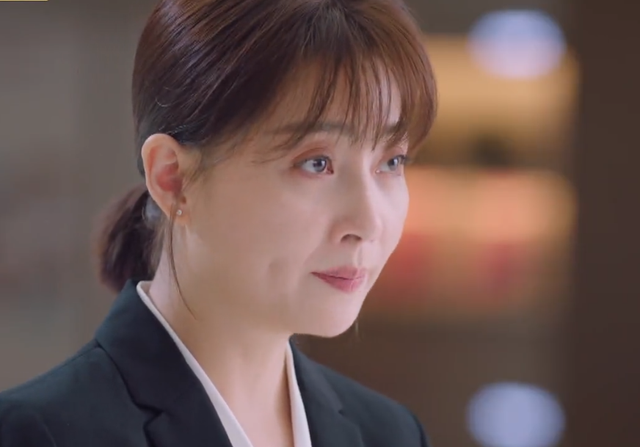 《幸福二重奏》太扑街，殷桃脸垮状态被曾黎吊打，配角成唯一看点