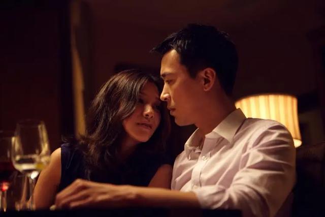 《亲密》：亲密关系的复杂性与挑战