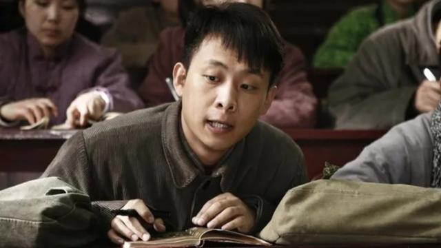 高满堂经典年代剧热播,张译徐梵溪主演,丁勇岱刘威葳演配角