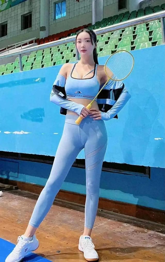 从“性感符号”到运动达人:王李丹妮如何打破偏见活出真我?