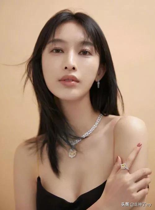 明星的秀之内地影视剧女演员张俪