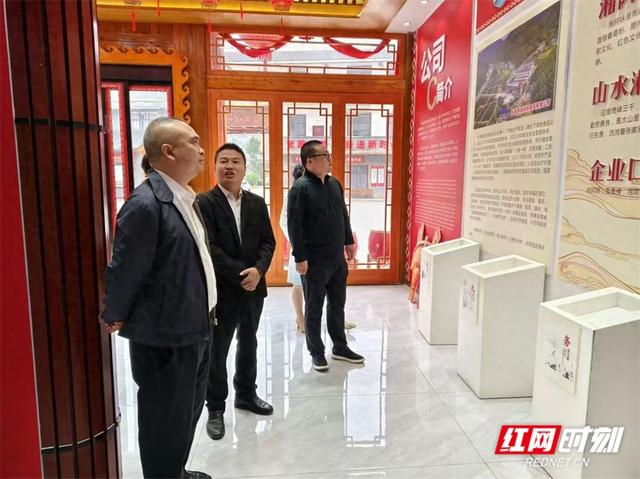 张家界市武陵源区:党建经营深度融合 推动企业出新出彩