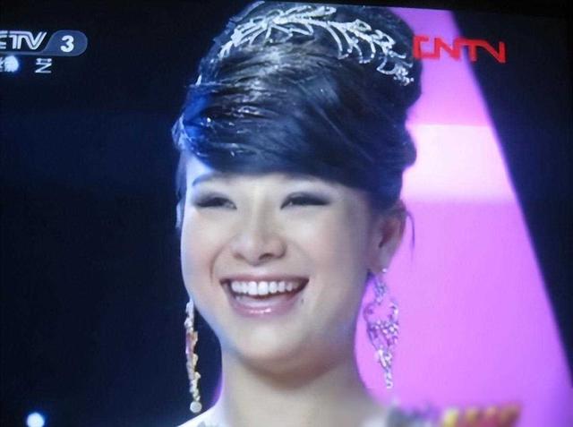 刘赛嫁河南农民成赢家！结婚9年未育，如今人生巅峰！