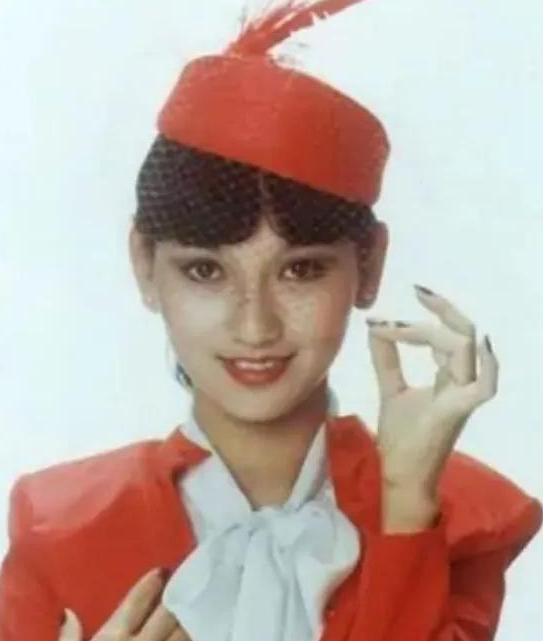 赵雅芝二婚嫁普通人，长子47岁次子44岁，小儿子37岁，让她骄傲