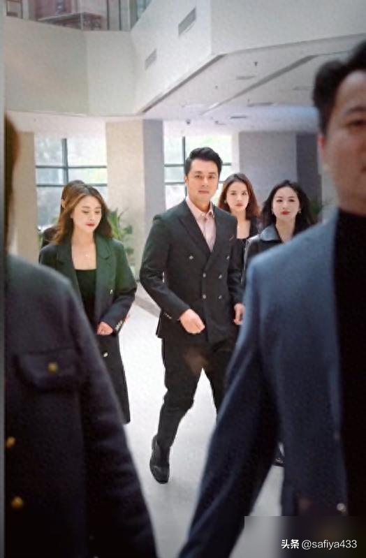 路哥代路翻拍网剧火出圈,亲自下厨招待大元父母变全能,网友羡慕