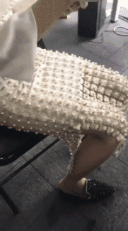 她是主演《肉蒲团》的3D女神，如今混迹直播间，颜值大变