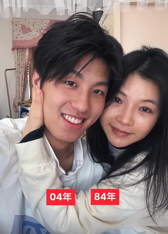19岁小伙恋上39岁单亲妈妈,将女友宠成宝,还没结婚都怀上二胎了