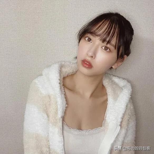 日本女星大槻りこ写真集，清纯、童颜，妥妥美女一枚