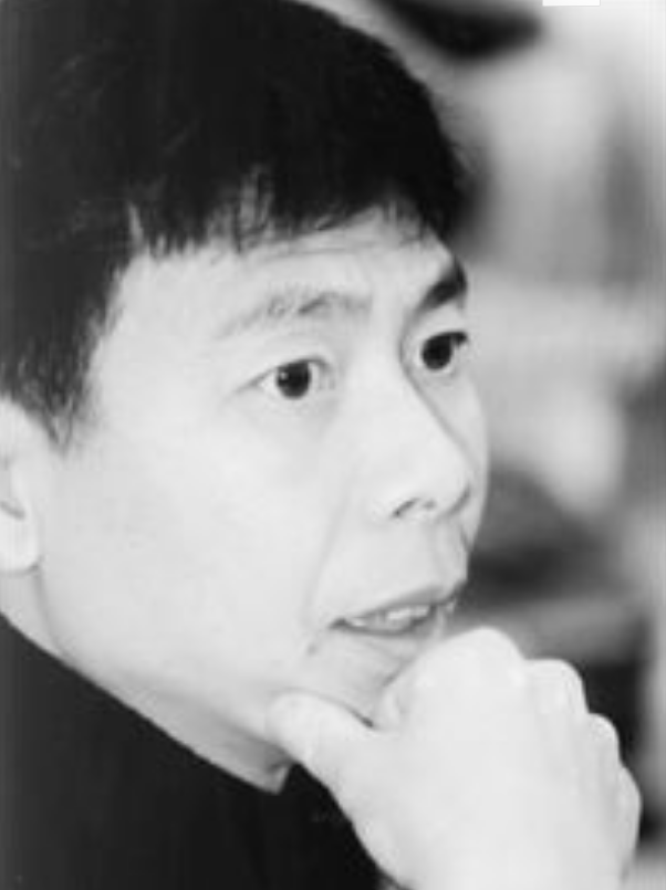 冯小刚：抛弃结婚15年的原配，40岁娶小10岁徐帆，63岁至今不生娃