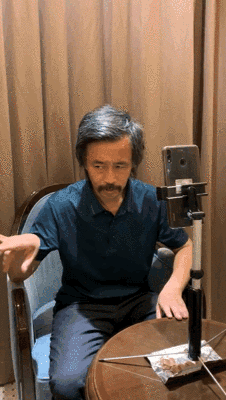 流浪大师沈巍:退网后变身专家,跟女粉丝关系亲密却不承认