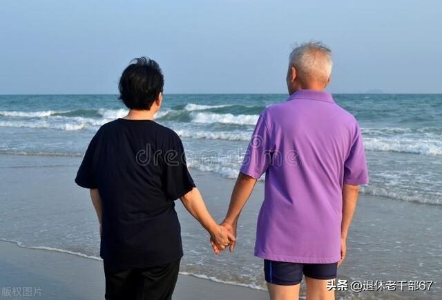 乡村纪实:母亲的情人,是大队部卫生室的黄医生