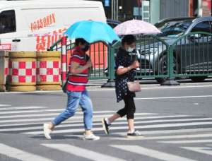 湿露露(桑拿天里话“湿人”,夏季如何除湿?)
