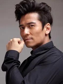 网大版“加勒比海盗”上线，5天票房才215万，口碑两极分化严重