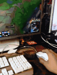 她是主演《肉蒲团》的3D女神，如今混迹直播间，颜值大变