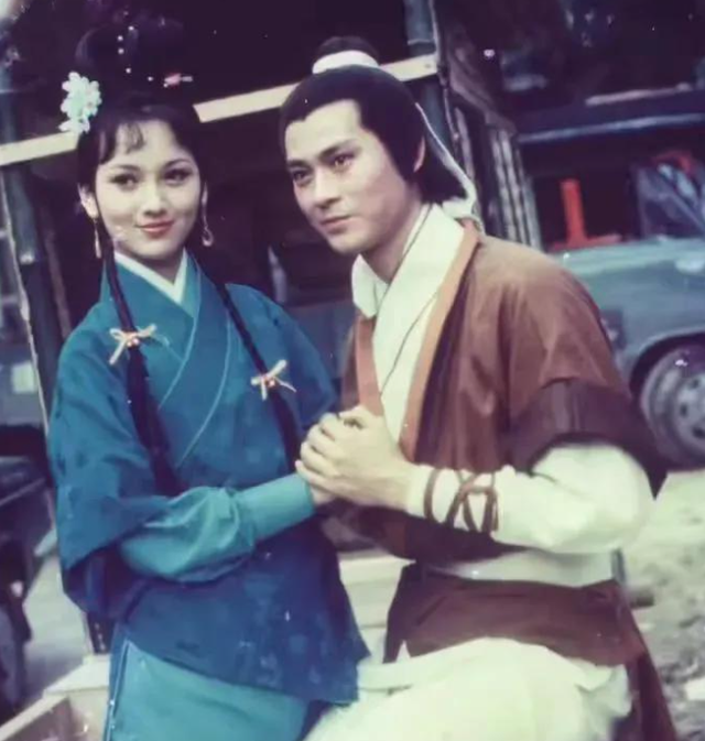 赵雅芝二婚嫁普通人，长子47岁次子44岁，小儿子37岁，让她骄傲