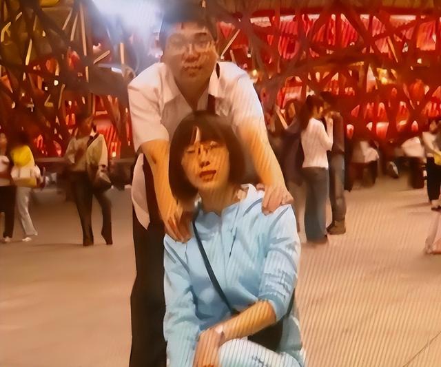 2011年,农大博士男扮女装27刀捅死怀孕妻子,他究竟经历了什么?