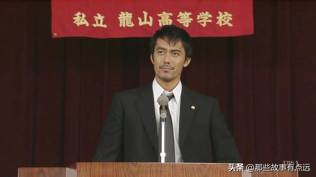 原来《鸣龙少年》里的那些槽点,都是从《龙樱》复制过来的