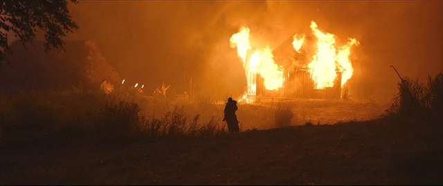 《沃伦》：将人间变成地狱的原因，恰恰是人们试图将其变成天堂