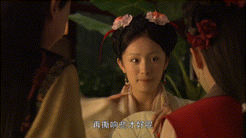 五版晴雯撕扇,有人在撕扇,有人像大小姐,有人像凶婆娘?