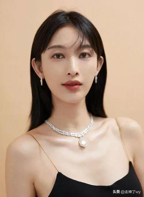 明星的秀之内地影视剧女演员张俪