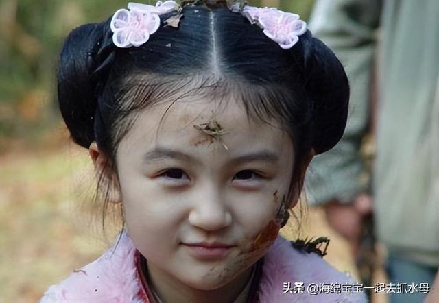 4岁出道6岁巅峰上春晚，14岁“长残”被骂出国，如今回归打脸众人