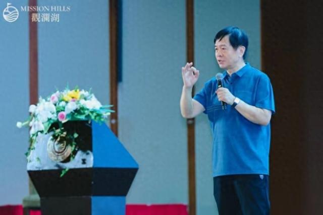 著名作曲家姚峰作客观澜湖 且讲且唱漫谈《中国老家》