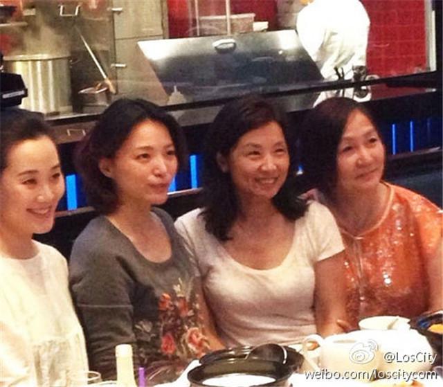 央视前女主播疑爆料董卿代孕，粉丝晒出当时董卿孕肚照澄清